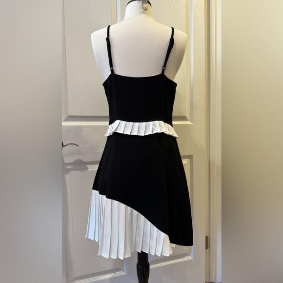 Wedding, Party, Formal Dress - Picture 2 of 4